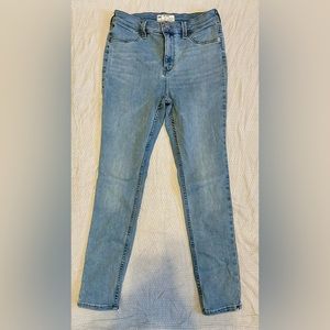 Woman’s Free People 29 Short Blue Jeans Skinny
